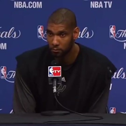 邓肯07年总决赛采访：我们用5个人来防詹姆斯，他是世界上最好的球员