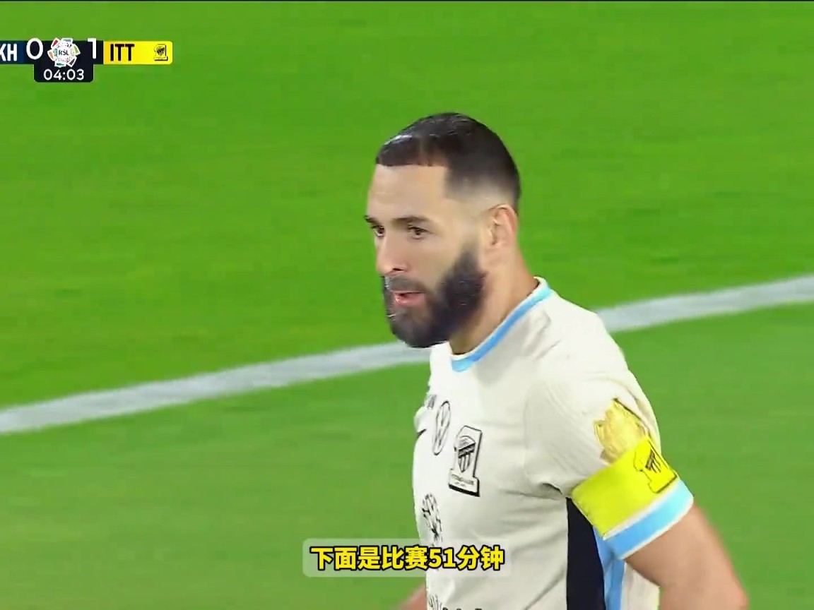 还是那么强！37岁本泽马沙特联首轮上演帽子戏法，尽显顶级射手本