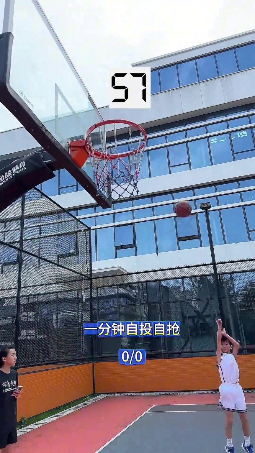 小菜鸡训练标筐一分钟自投自抢 有练过的就知道绝非易事！