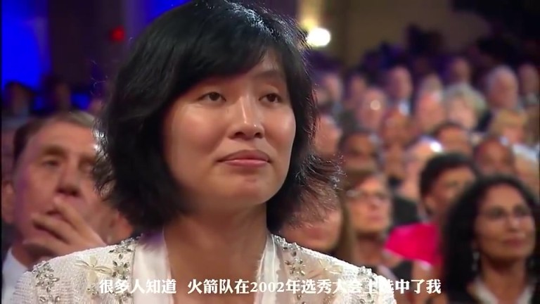 要打NBA语言也需要学习！姚明名人堂演讲全程用英语